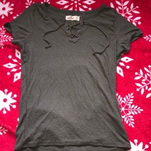 army green hollister t shirt